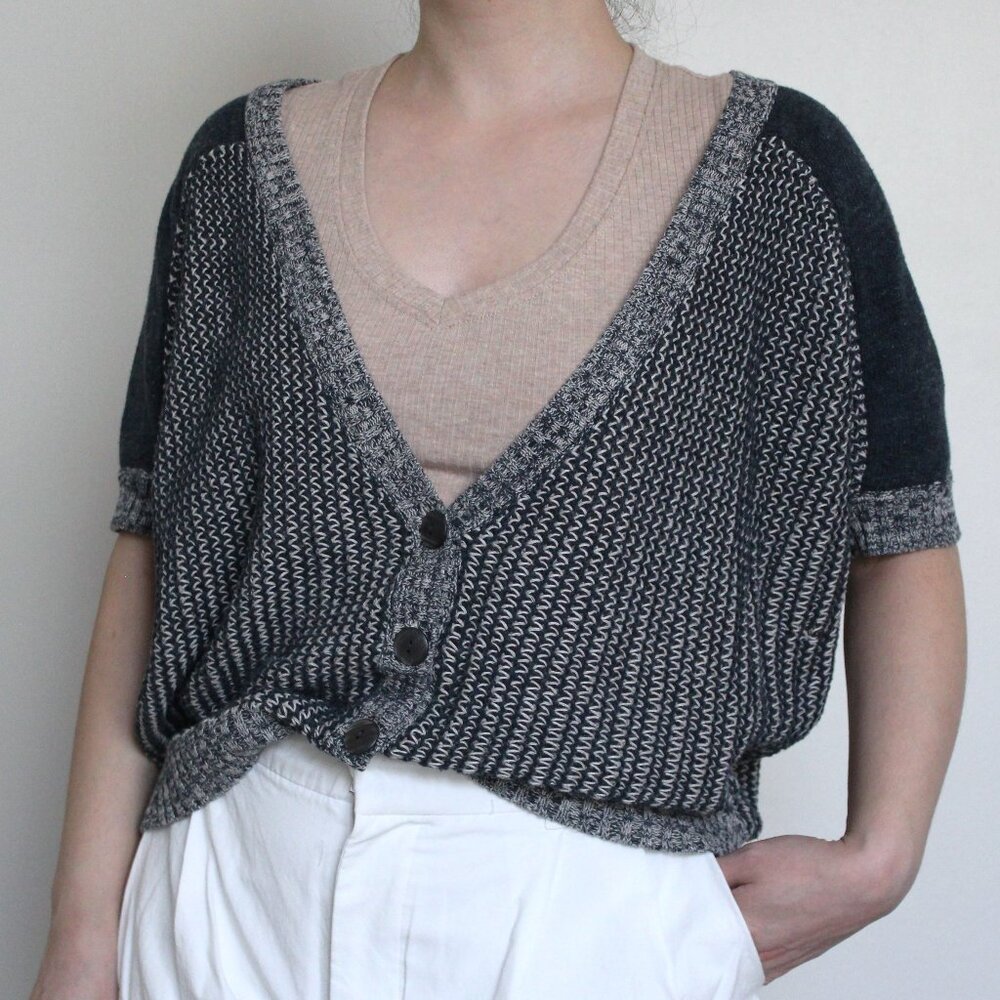 Hinge, size S | Navy and White Knit Cardigan